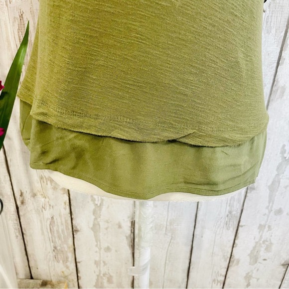 *Free with Purchase* Vince Camuto - NWOT Layered Tee - Picture 4 of 10